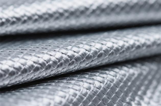 Ali je kompozit iz steklenih vlaken škodljiv, če se zažge?